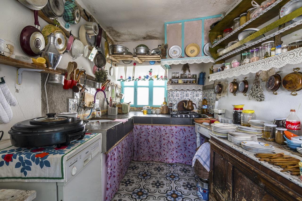 Hobbithousebademler Bed and Breakfast Urla Exterior foto