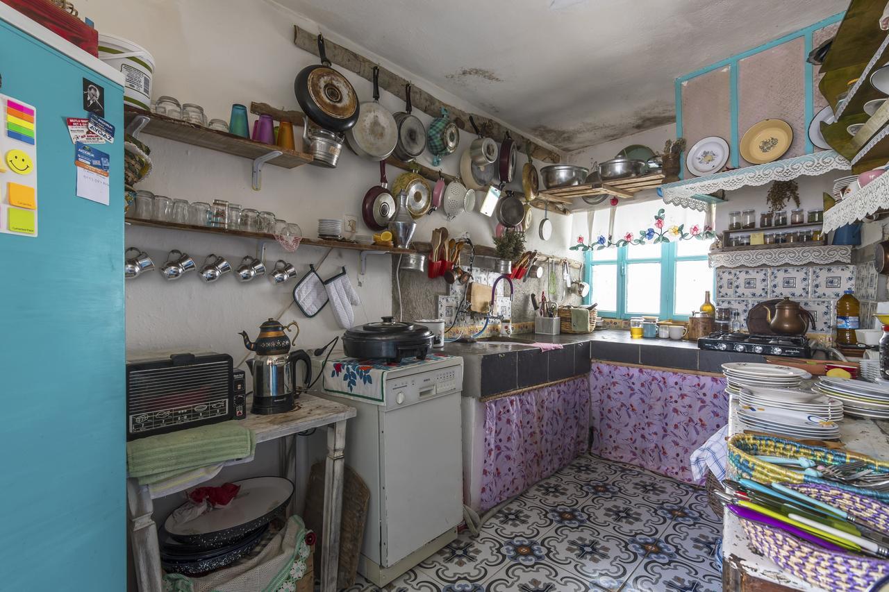 Hobbithousebademler Bed and Breakfast Urla Exterior foto