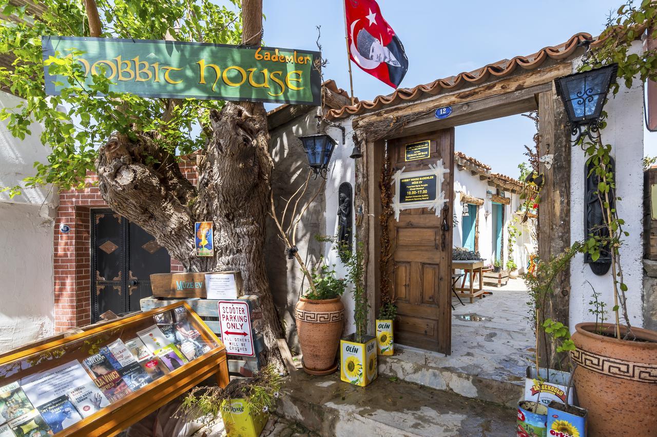 Hobbithousebademler Bed and Breakfast Urla Exterior foto