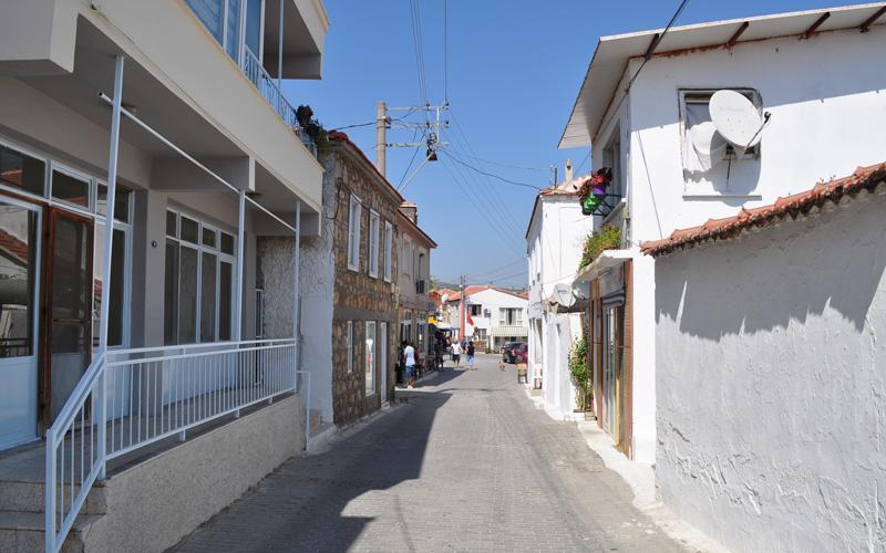 Hobbithousebademler Bed and Breakfast Urla Exterior foto