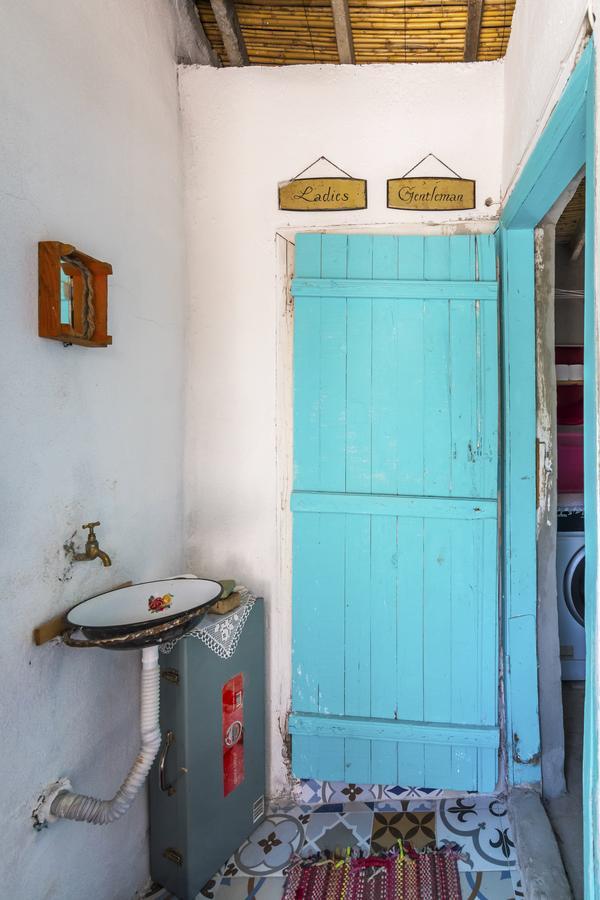 Hobbithousebademler Bed and Breakfast Urla Exterior foto